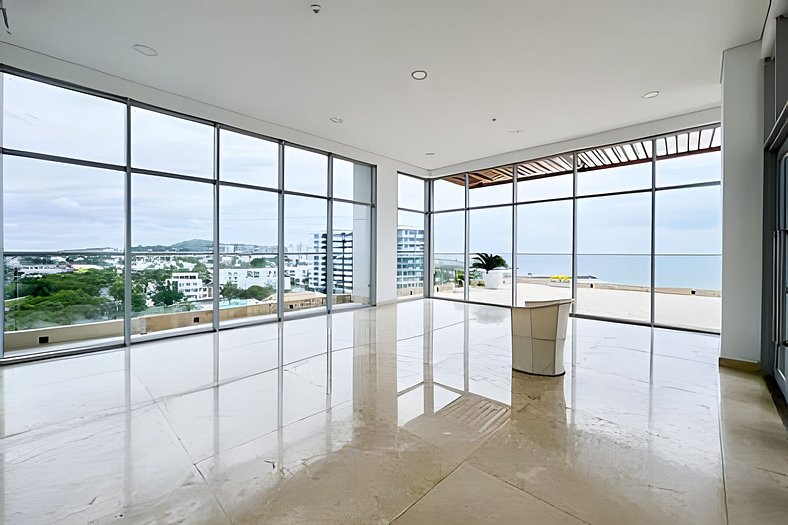 2 Bedroom Apartment Sea View. Pool