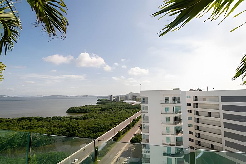 2 Bedrooms Morros. Sea view and beach access