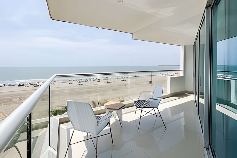 2 Bedrooms Morros. Sea view and beach access