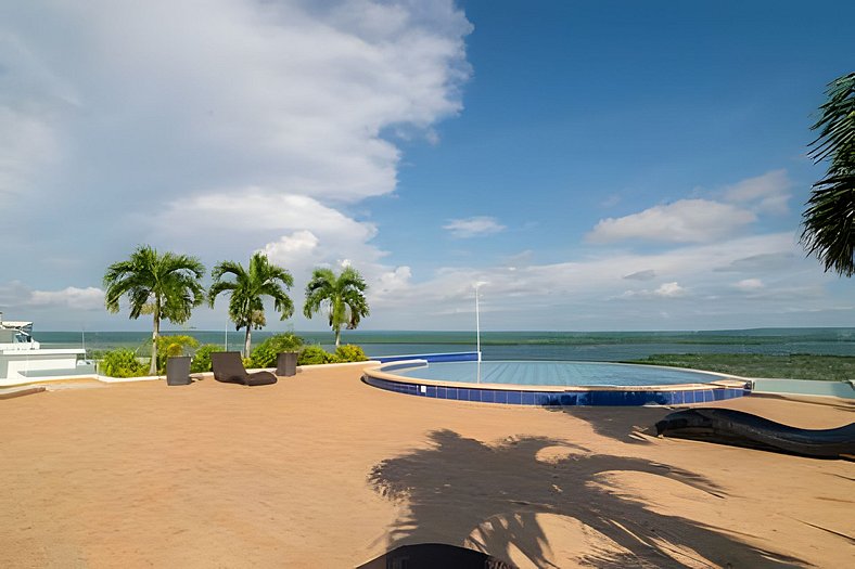 2 Bedrooms Morros. Swamp View and Beach Access