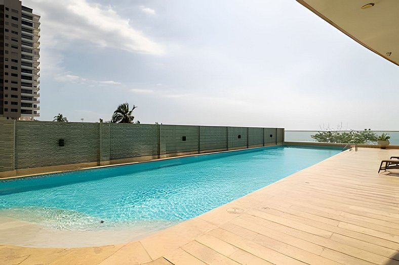 2 Bedrooms Sea View. Pool and Spa