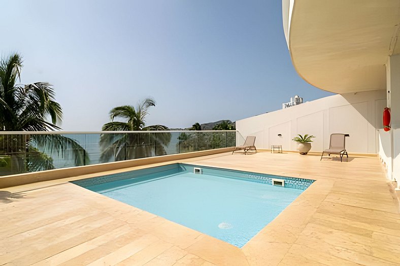 2 Bedrooms Sea View. Pool and Spa