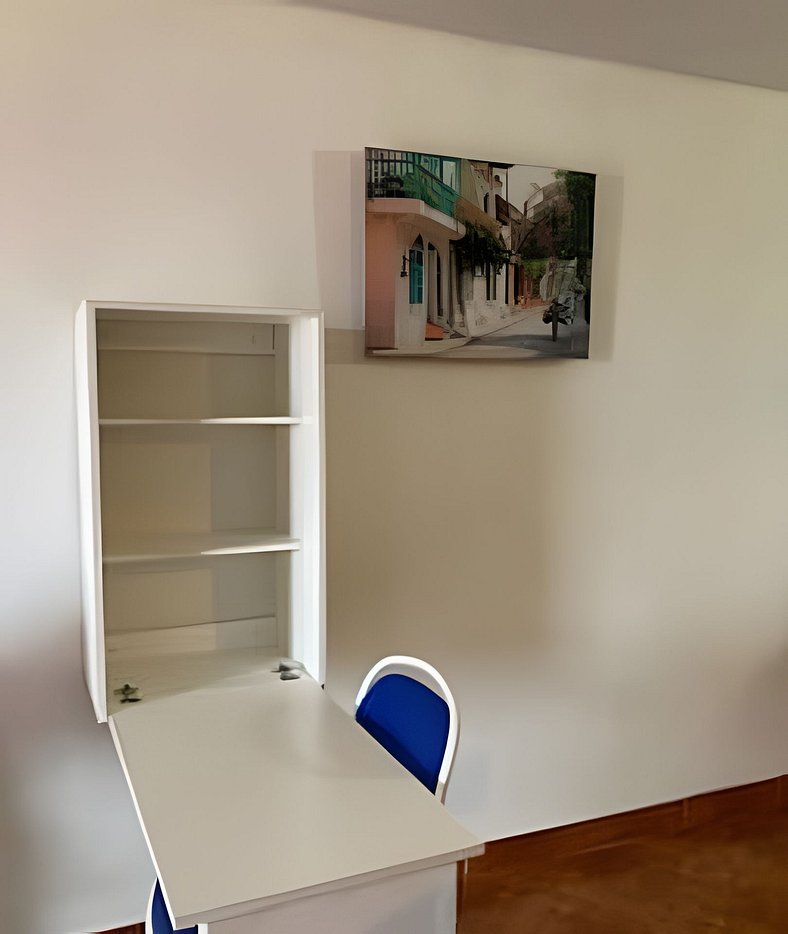 Apartamento en la ciudad amurallada cerca de todo