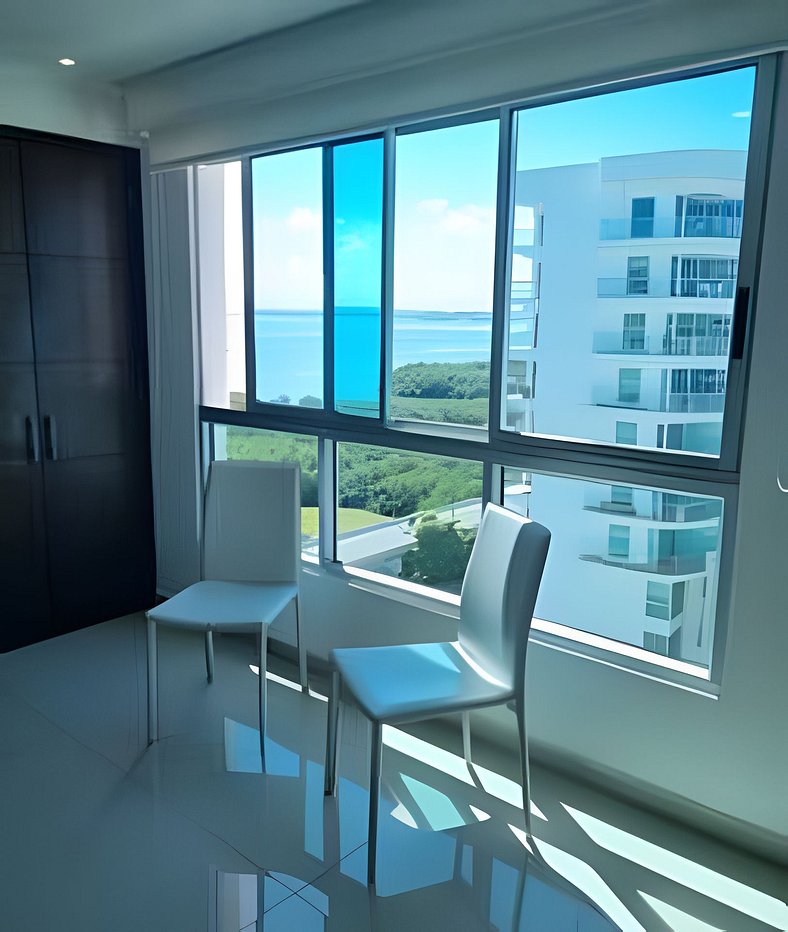 Morros 2 Bedroom Apartment. Seaview